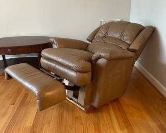C20 - $225 - La-Z-Boy Rocking Recliner - Leather. In Very good  condition! Measures 38" wide x 39" deep x 41" tall. 