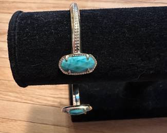 J6 - $12. Kendra Scott Elton Gold Tone Cuff. 