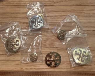 J21 - $30. Tory Burch Replacement Buttons. 3 Large Gold Tone. 1 Large Silver Tone. 1 Medium Gold Tone. 2 Small Gold Tone. 