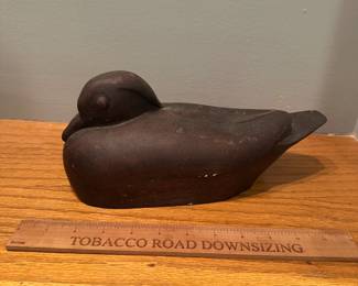 D7 - $25. Small Wooden Duck Decoy. Unsigned. 