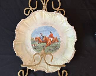 C144 - $10 - Vintage Plate & Display Stand. 