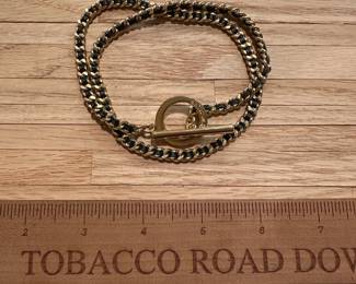 J40 - $15. 21" C. Wonder Necklace. 