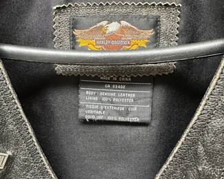 C2 - $100 - Size Medium. Harley Davidson Leather Vest. 