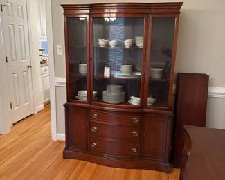 C32 - $250. Bassett Furniture China Cabinet. Measures 49" wide x 14.5" deep x 69" tall. MOVES IN ONE PIECE. 