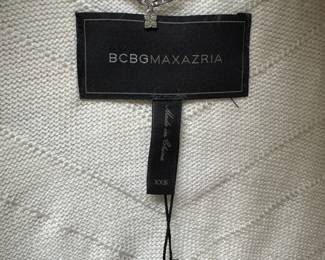 C89 - $325. XXS - NWT. BCBG MaxAzaria "Darah" Fur Vest in Cream.