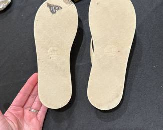 C125 - $100 - Gucci Double G Flip Flop Sandals Rubber in Mystic White. Size 35. Gently Worn. 