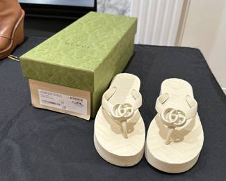 C125 - $100 - Gucci Double G Flip Flop Sandals Rubber in Mystic White. Size 35. Gently Worn. 