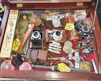 Gi joe SOLD.  Gun in case is a cap gun...NOT REAL