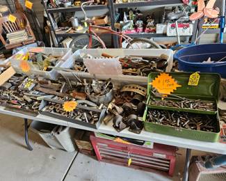 $1 each tool table