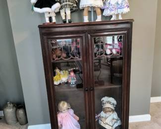 Small China / display cabinet
