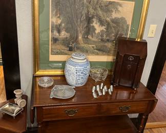 SERVER WITH WHEELS- GREAT PIECE- KNOFE BOX AND MISC DECOR