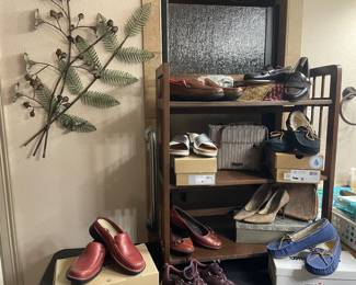 Men's and women's shoes 