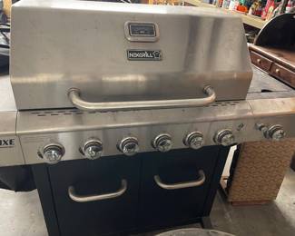 Nexgrill Five Burner grill