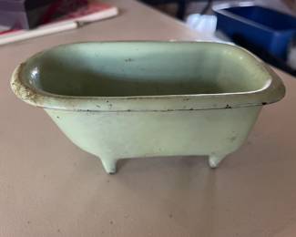 Vintage Salesman Sample Cast Iron Miniature Tub