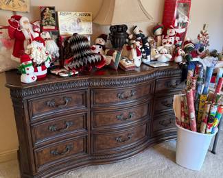 Beautiful, solid wood bedroom dresser