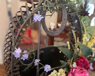 Horseshoe inspired decor