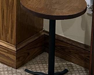 Side Pedestal Table