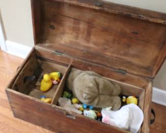 Vintage Wood Chest open