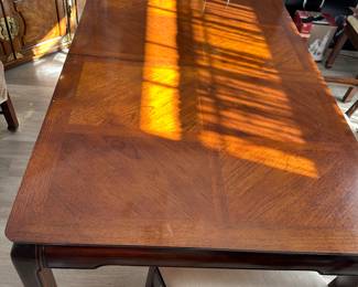 #39 - $500 - Bernhardt Asian dining set 5'table w/18"x2 leaves - 8' with leaves x 40Wx29H with 6 dinning chairs - 2 arm chairs - 4 regular chairs