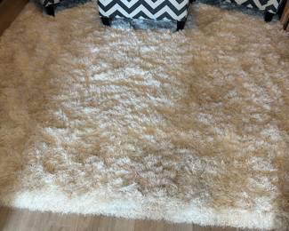 #53 - $90 - Allure White shag rug 7'6 x 9'6