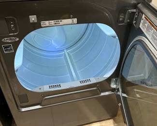 #110 - $800 -  Whirlpool washer & Whirlpool dryer
