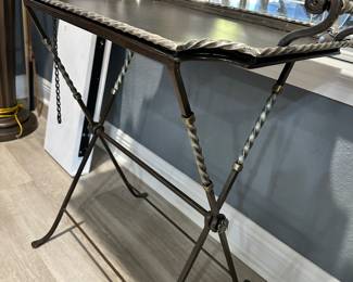 tray table