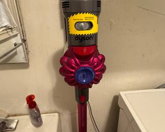 Dyson vacuum 