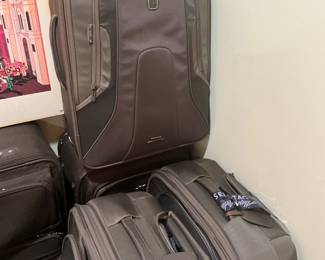 Tumi luggage 