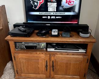 Entertainment Console/Electronics/TV