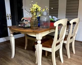 Dining set and holiday decor