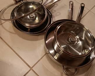 #161	Living Quarters Set of 8 pc Cookware Set (3 lids) - Made in USA 	 $60.00 
