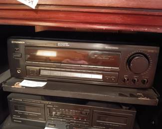 #86	Pioneer VSX402 AV Receiver 	 $35.00 
