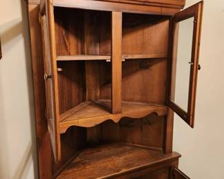 #75	Wood Corner Cabinet w/2 glass Doors & 1 wood Shelf w/2 wood doors & Shelf on Bottom - 40x18x73	 $150.00 
