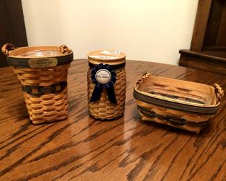 #111	Longaberger Set of 3 Small Baskets w/liner & inserts	 $20.00 
