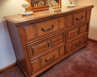#23	Bassett Furniture 6 Drawer Dresser w/Mirror -  52x18x31  Mirror - 26x40	 $125.00 
