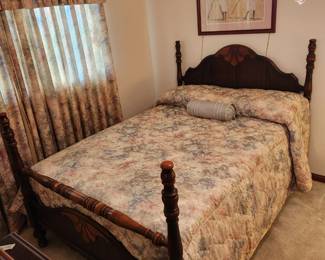 #80	Full Size Wood Carved Headboard/Footboard w/Full Size Sealy Satin Touch Supreme Extra Firm 	 $250.00 
