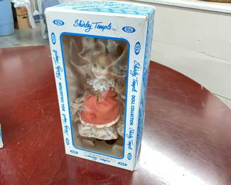 1982 Ideal "Canadian Suzanne of the Mounties" Shirley Temple Doll