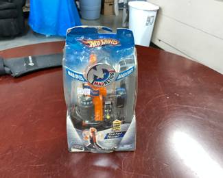 Hot Wheels Madnetics Teeter Tower