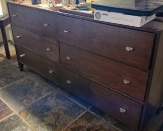 Nice dresser with matching side table