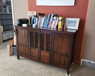 Nice cabinet/console with storage 