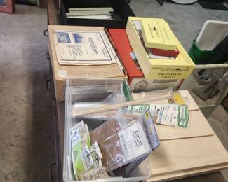Model train display accessories