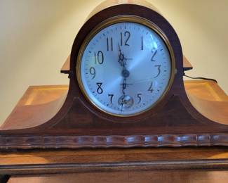 Sessions Electric Clock