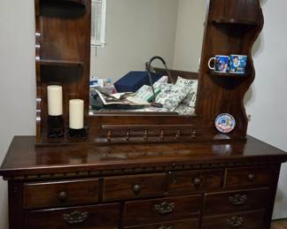 LEA dresser with mirror