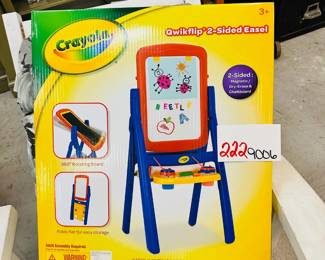  Easel Toy 