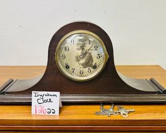 Clock with keys 