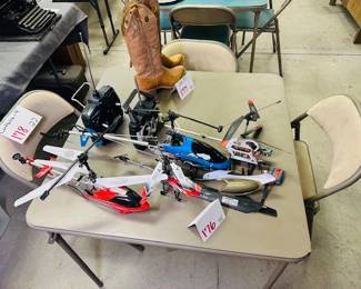 Table and four chairs 