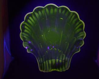 Vintage Vaseline Glass Shell Shaped Platter LARGE - Glows under Blacklight