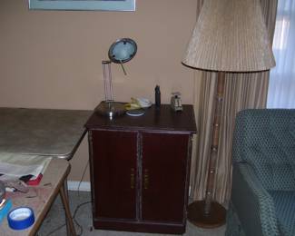 Storage Cabinet & Floor Lamp