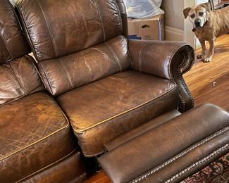Leather Loveseat Recliner. Flexsteel Latitude Collection. Mechanisms work smoothly. 
