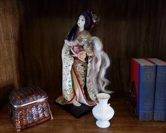 1940s Japanese geisha doll